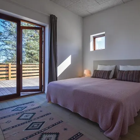 Four-bedroom Holiday In Nyaraló *