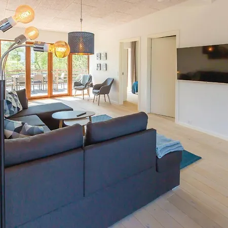 Four-bedroom Holiday In Grevinge