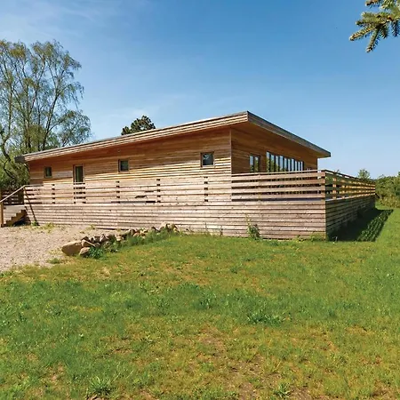 Four-bedroom Holiday In Nyaraló *